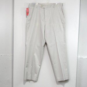 DOCKERS 36X30 RELAXED FIT KHAKI PANTS